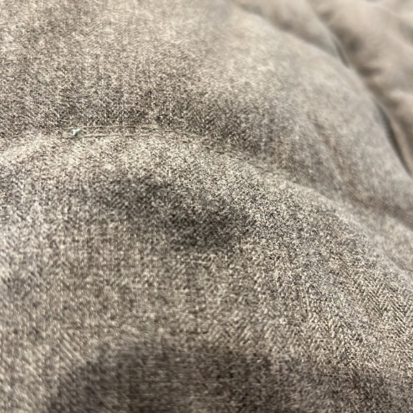 Old Navy heather gray men’s vest. Size medium - Picture 7 of 8